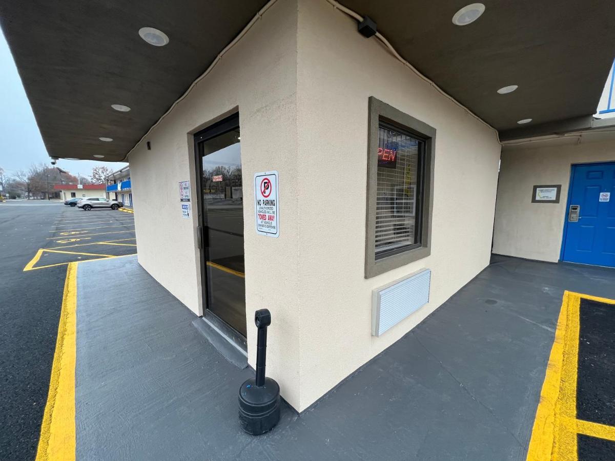 Hotel Super 8 By Wyndham Paducah I-24 Exit 4 Esterno foto